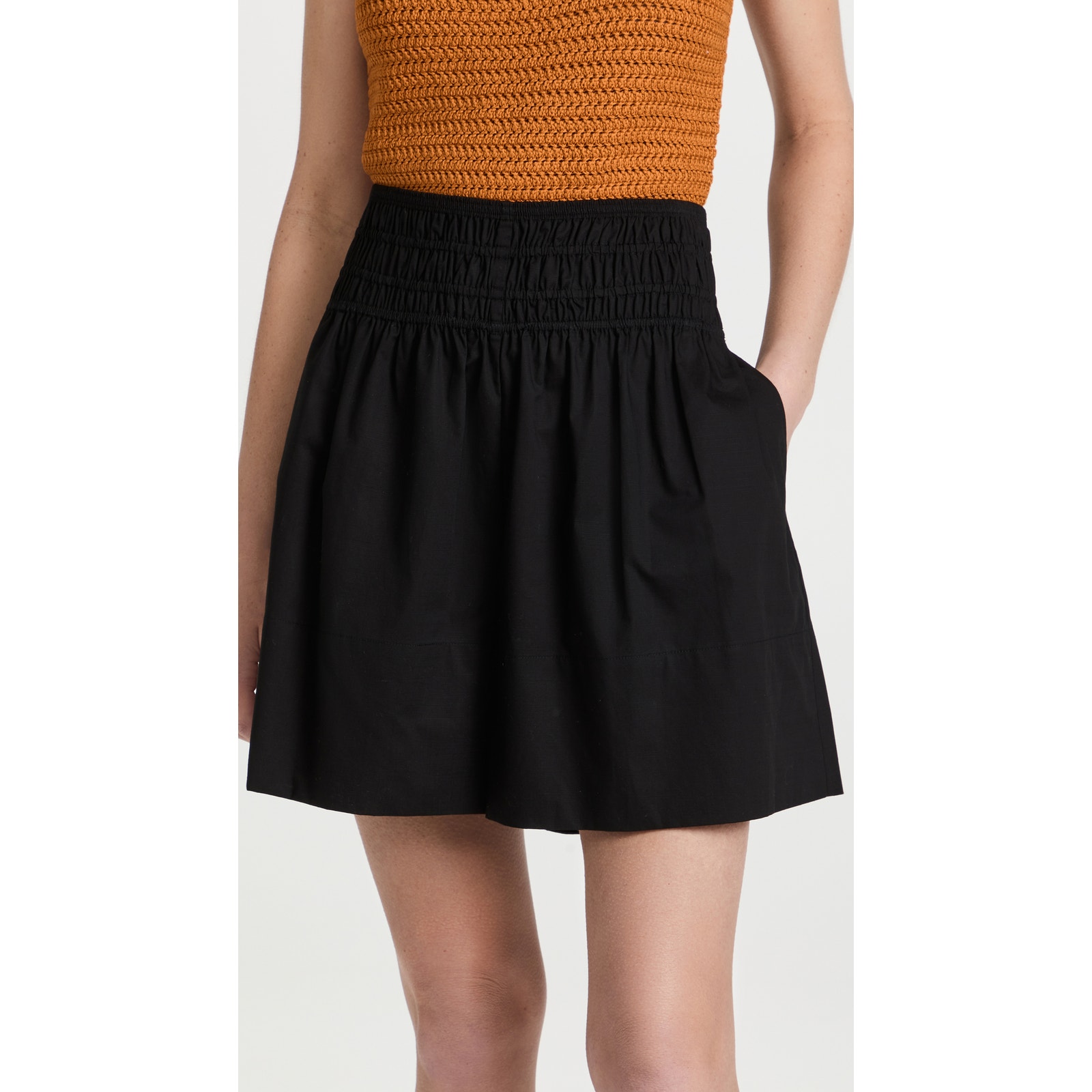 Vince 'Smocked' Black Shorts Size Xxs